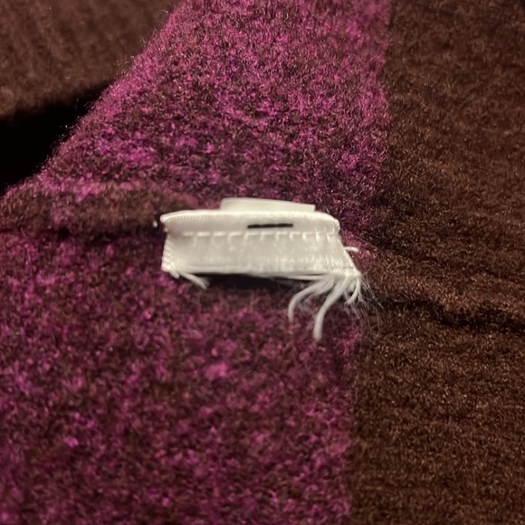 ATHLETA Hawthorn Textured Ombre Wool Blend Sweater in Pink/Purple Size Medium - Picture 8 of 8